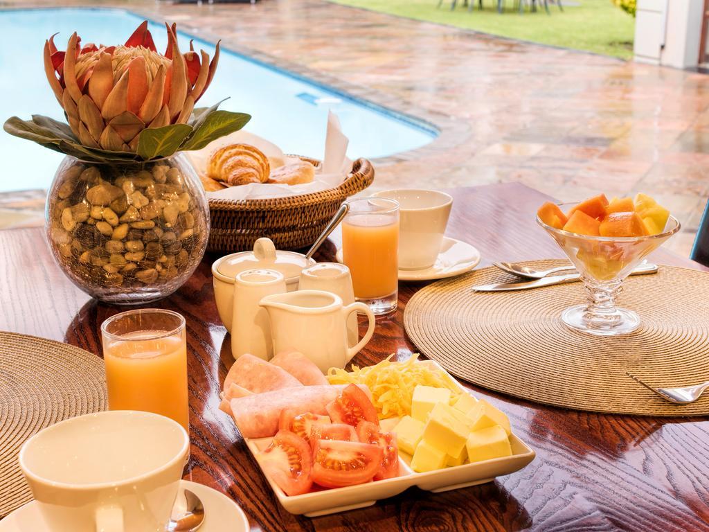 Lord Caledon Guest House จอร์จ ภายนอก รูปภาพ